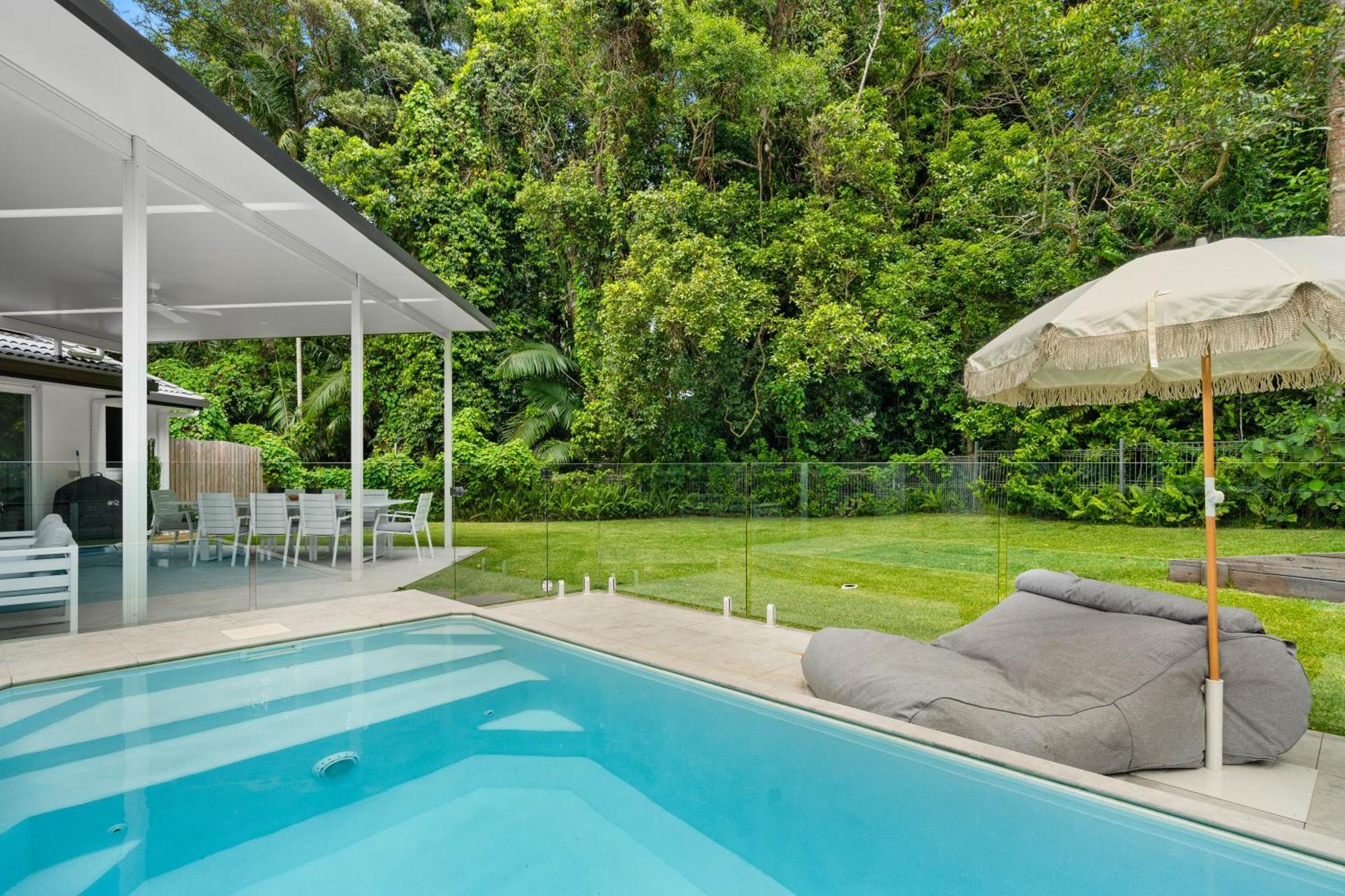 Amiri On Holbrook - Pet Friendly Hotel Yaroomba Ngoại thất bức ảnh